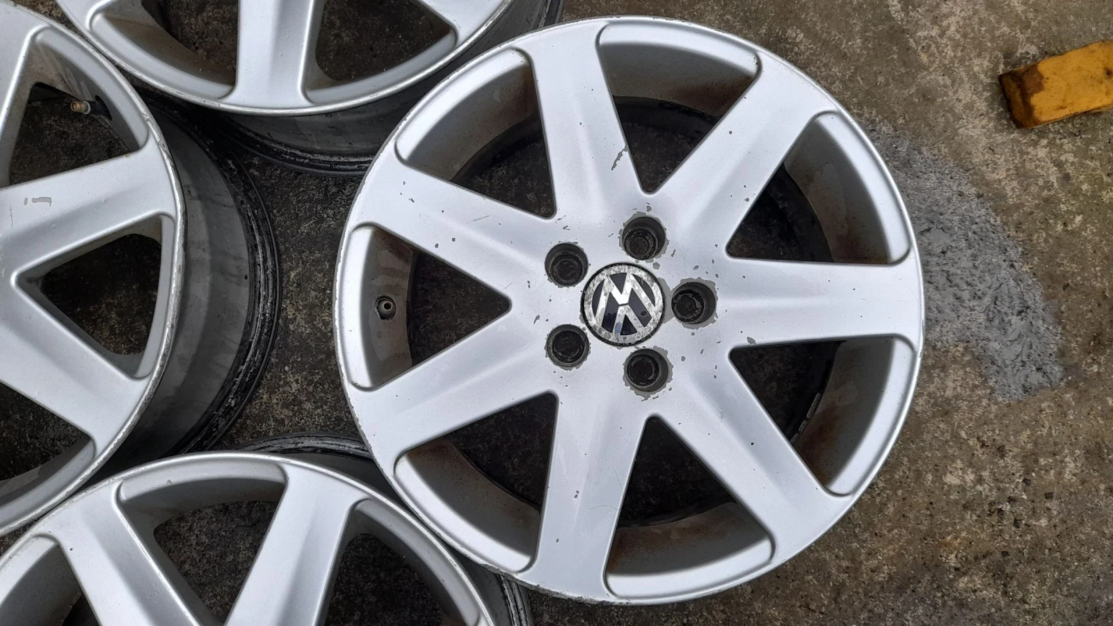 Джанти за VW Golf, снимка 5 - Гуми и джанти - 53952397