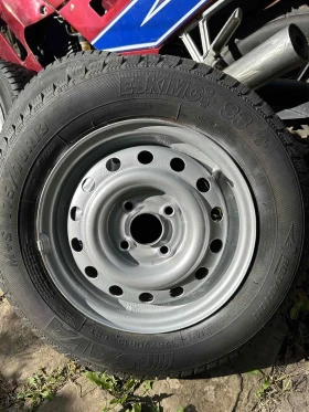 Гуми с джанти Sava 175/70R13, снимка 2 - Гуми и джанти - 47496738