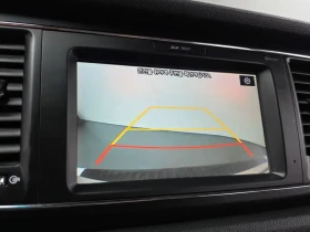 Kia Carnival 9-Seater Luxury, снимка 16