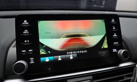 Honda Accord * 2.0T* SPORT* КОЖА* ПОДГРЕВ* HEAD-UP* ШИБИДАХ*  | Auto.bg — изображение 13