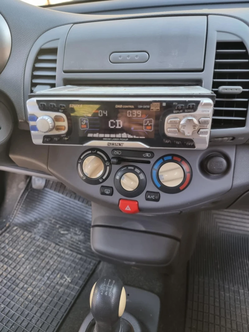 Nissan Micra 1.2 16V /1.5 DCI/Лети джанти 14, снимка 11 - Автомобили и джипове - 37264437