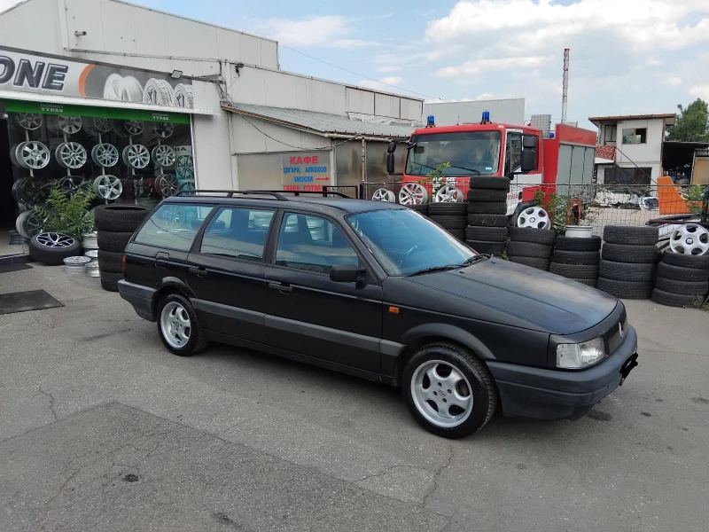 VW Passat 1.8 моно, снимка 2 - Автомобили и джипове - 47031420