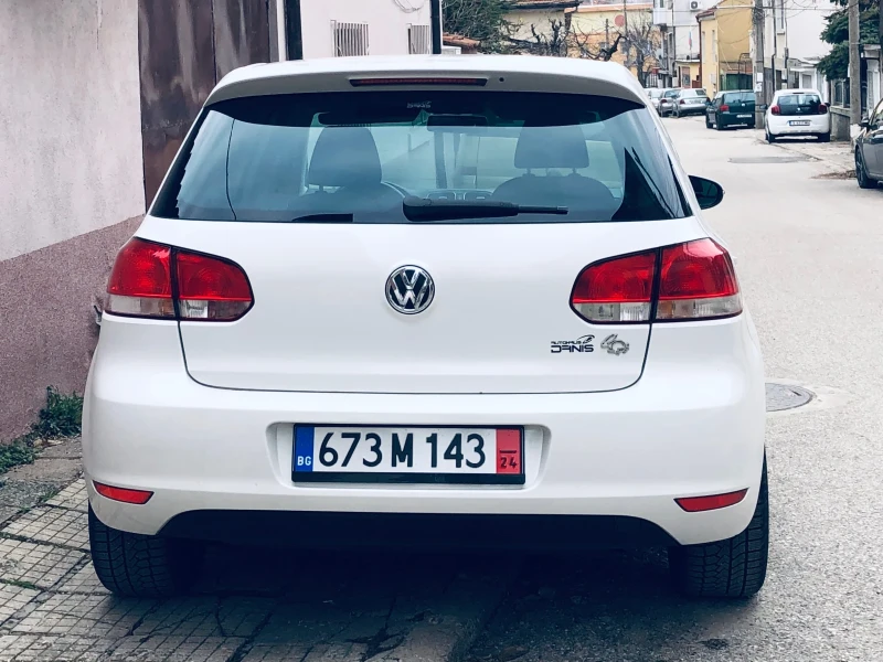 VW Golf 1.6TDI, снимка 3 - Автомобили и джипове - 48505768