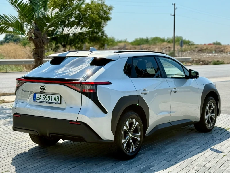 Toyota bZ4X Гаранционна, снимка 5 - Автомобили и джипове - 52486396