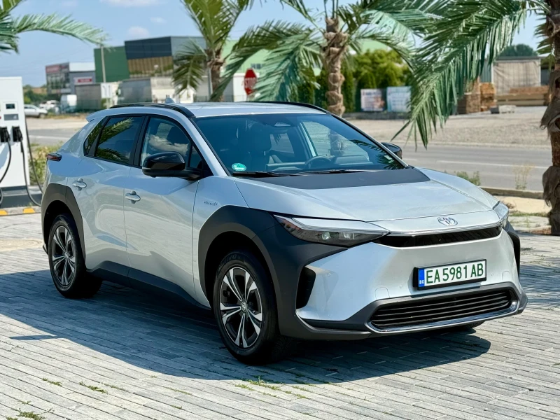 Toyota bZ4X Гаранционна, снимка 4 - Автомобили и джипове - 52486396
