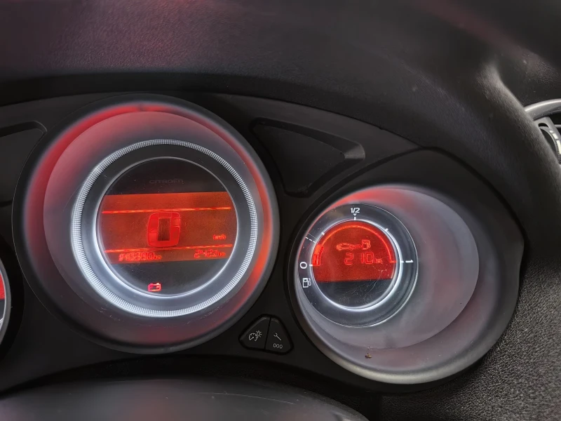 Citroen C4 1.6* 120к.с* АВТОПИЛОТ* КЛИМАТРОНИК* МУЛТИ* , снимка 10 - Автомобили и джипове - 51679495