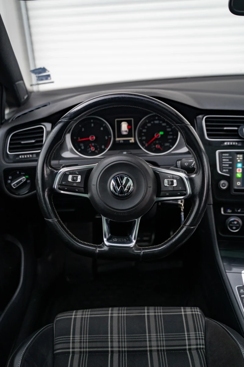 VW Golf GTD, снимка 15 - Автомобили и джипове - 53339162