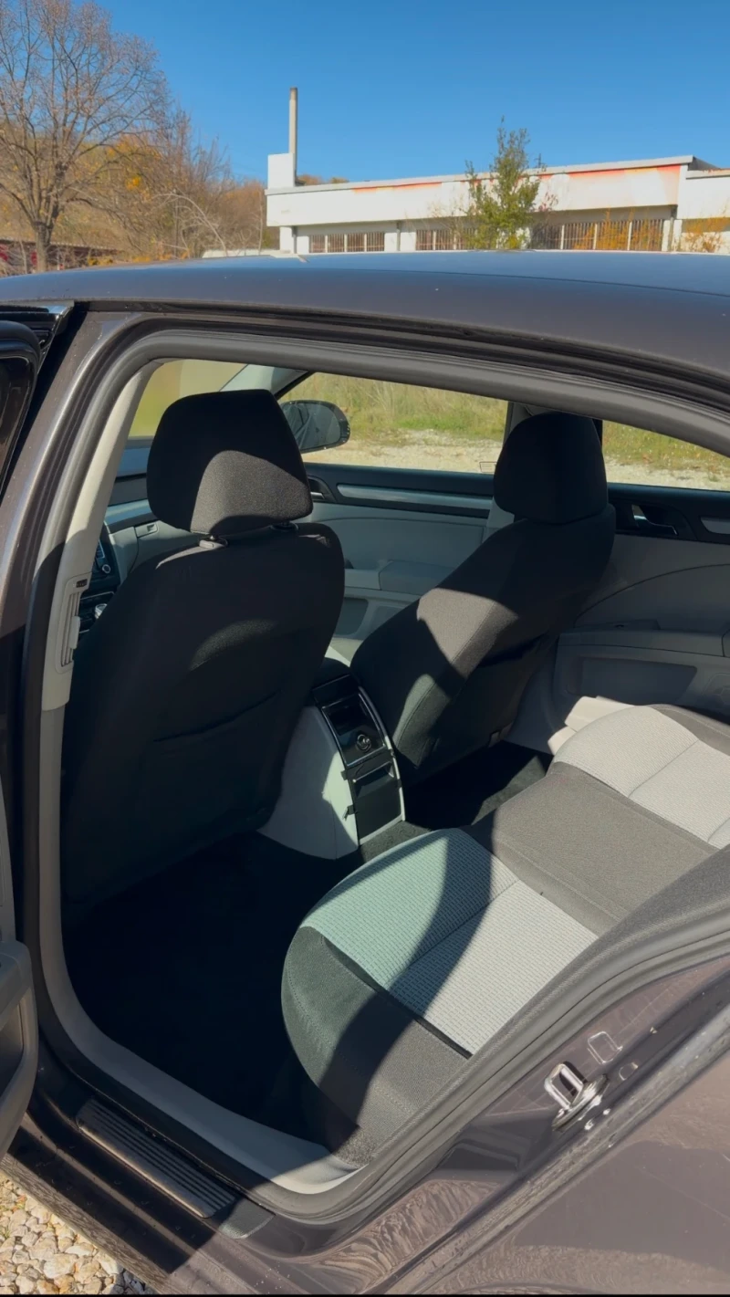Skoda Superb, снимка 9 - Автомобили и джипове - 52823088