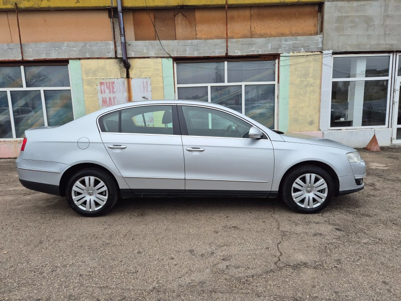 VW Passat 1.9TDI NAVI ITALY, снимка 4 - Автомобили и джипове - 52905802