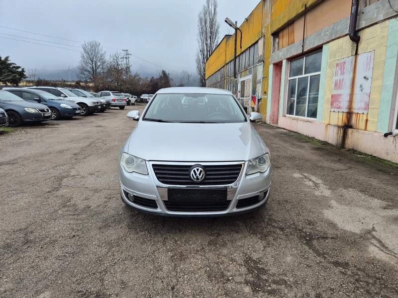 VW Passat 1.9TDI NAVI ITALY, снимка 2 - Автомобили и джипове - 52905802