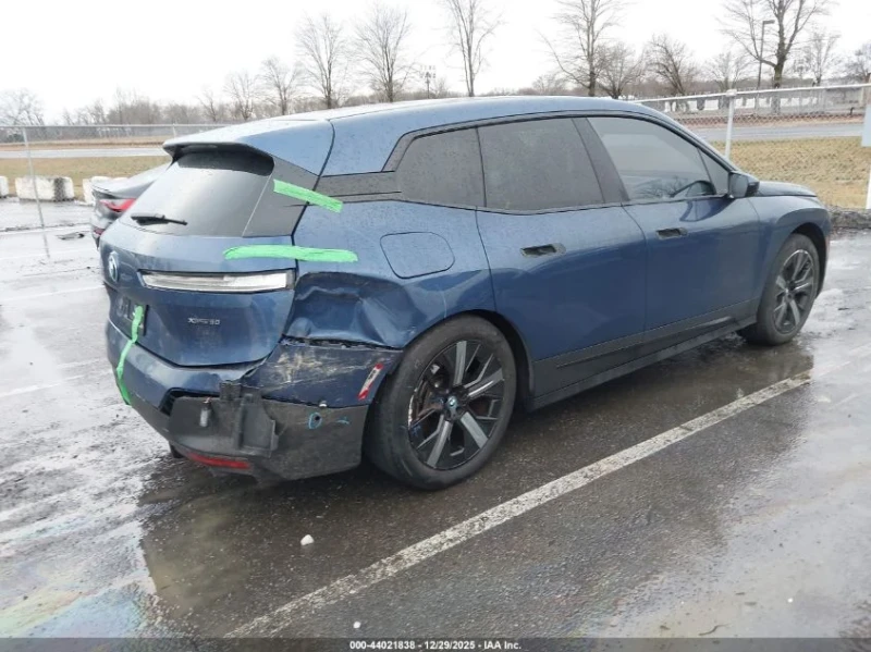 BMW iX XDRIVE50 | ЦЕНА ДО БЪЛГАРИЯ | HARMAN/KARDON , снимка 4 - Автомобили и джипове - 53280768
