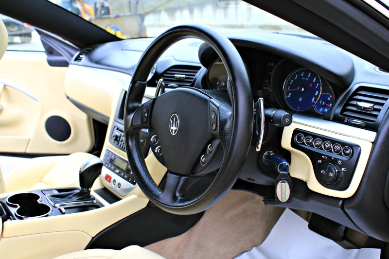 Maserati GranTurismo 4.2 V8 Black Edition, снимка 12 - Автомобили и джипове - 53288058