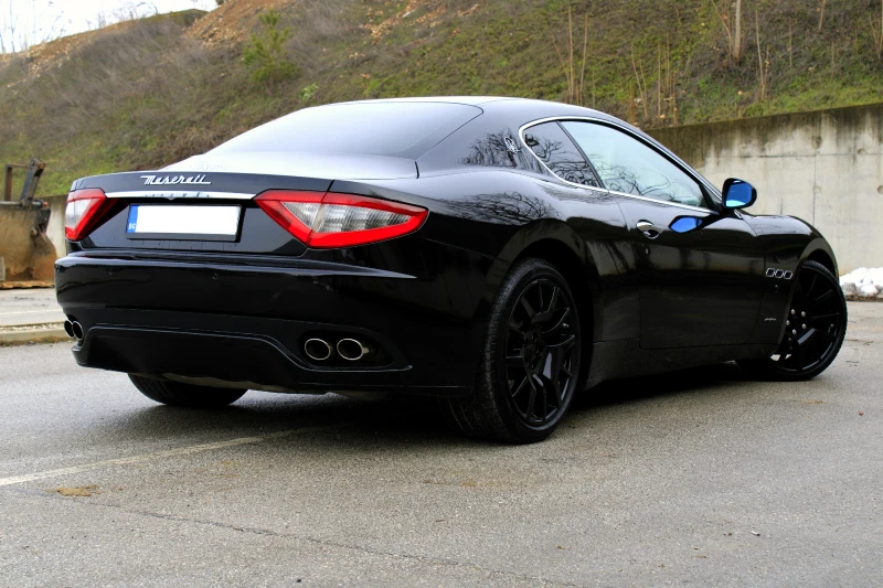 Maserati GranTurismo 4.2 V8 Black Edition, снимка 4 - Автомобили и джипове - 53288058