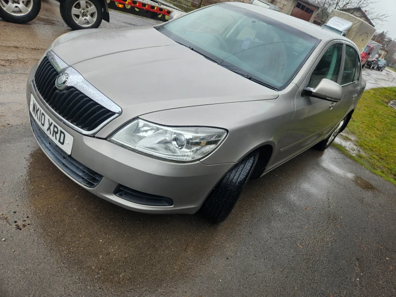 Skoda Octavia 1.6дизел-105кс-2010год-5скорости, снимка 4 - Автомобили и джипове - 53513730