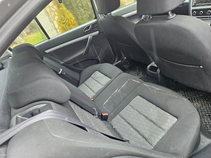 Skoda Octavia 1.6дизел-105кс-2010год-5скорости, снимка 12 - Автомобили и джипове - 53513730