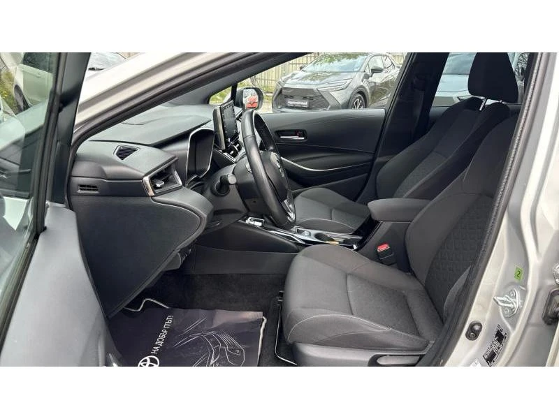 Toyota Corolla TS 1.8HSD EXECUTIVE, снимка 12 - Автомобили и джипове - 54264088