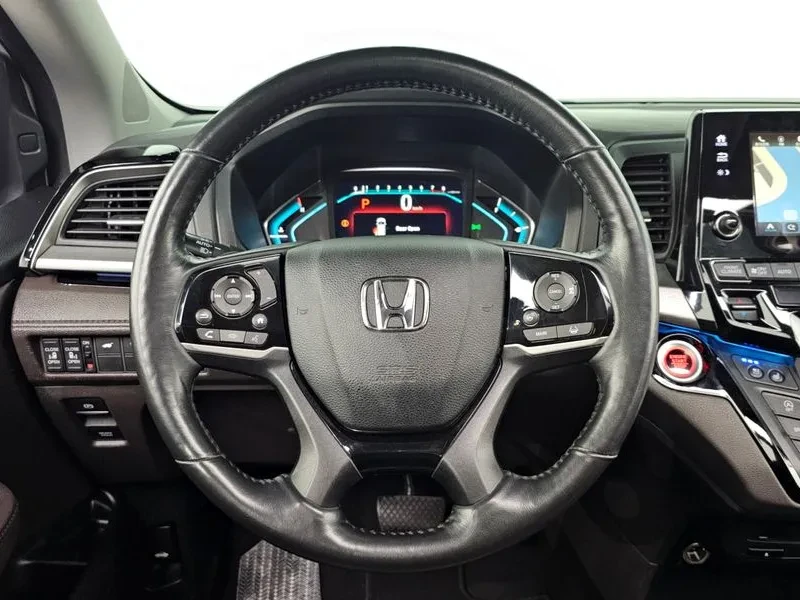 Honda Odyssey 3.5 Бензин, снимка 4 - Автомобили и джипове - 55688198