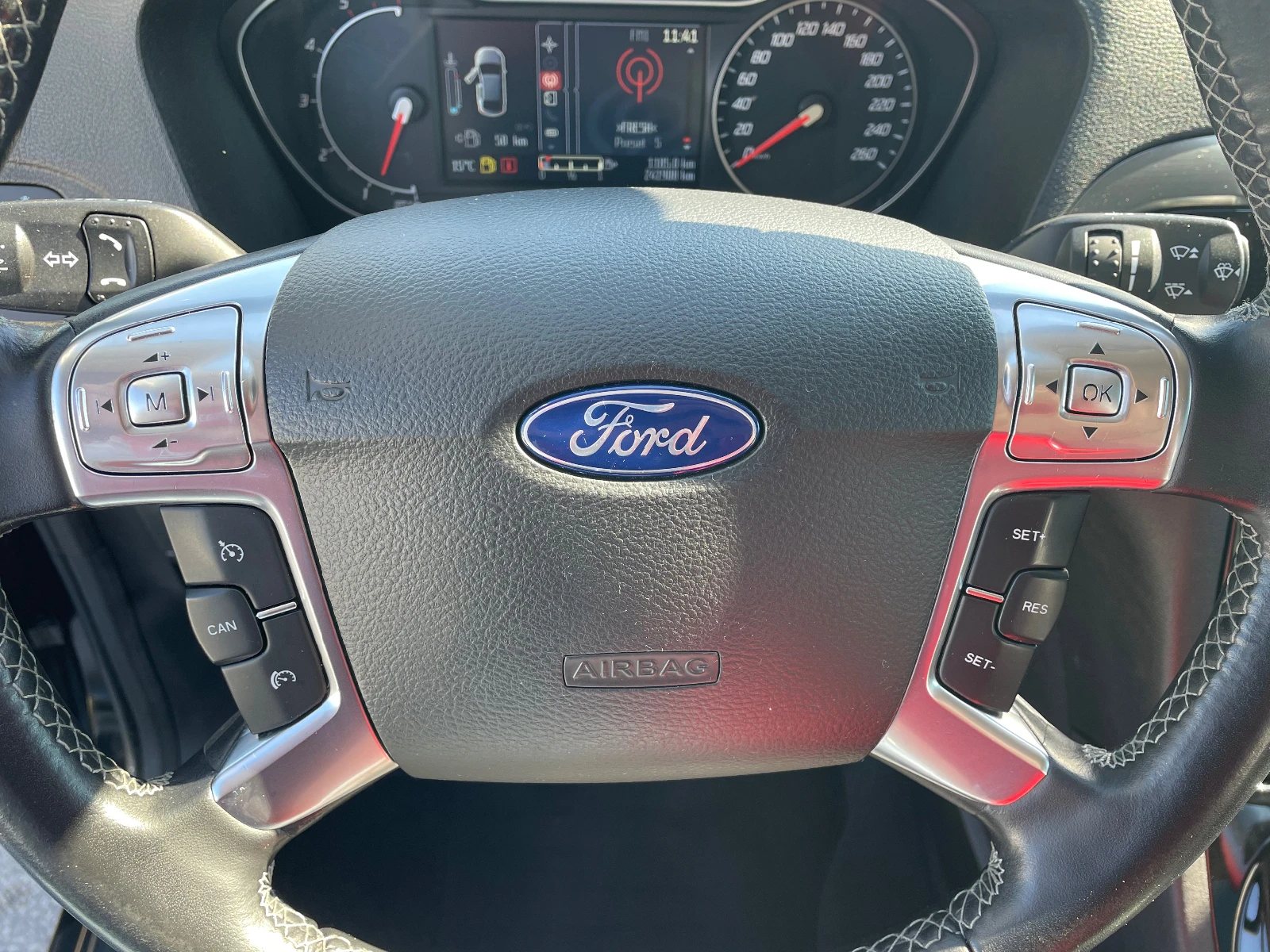 Ford S-Max 2.0Tdci Titanium - изображение 8