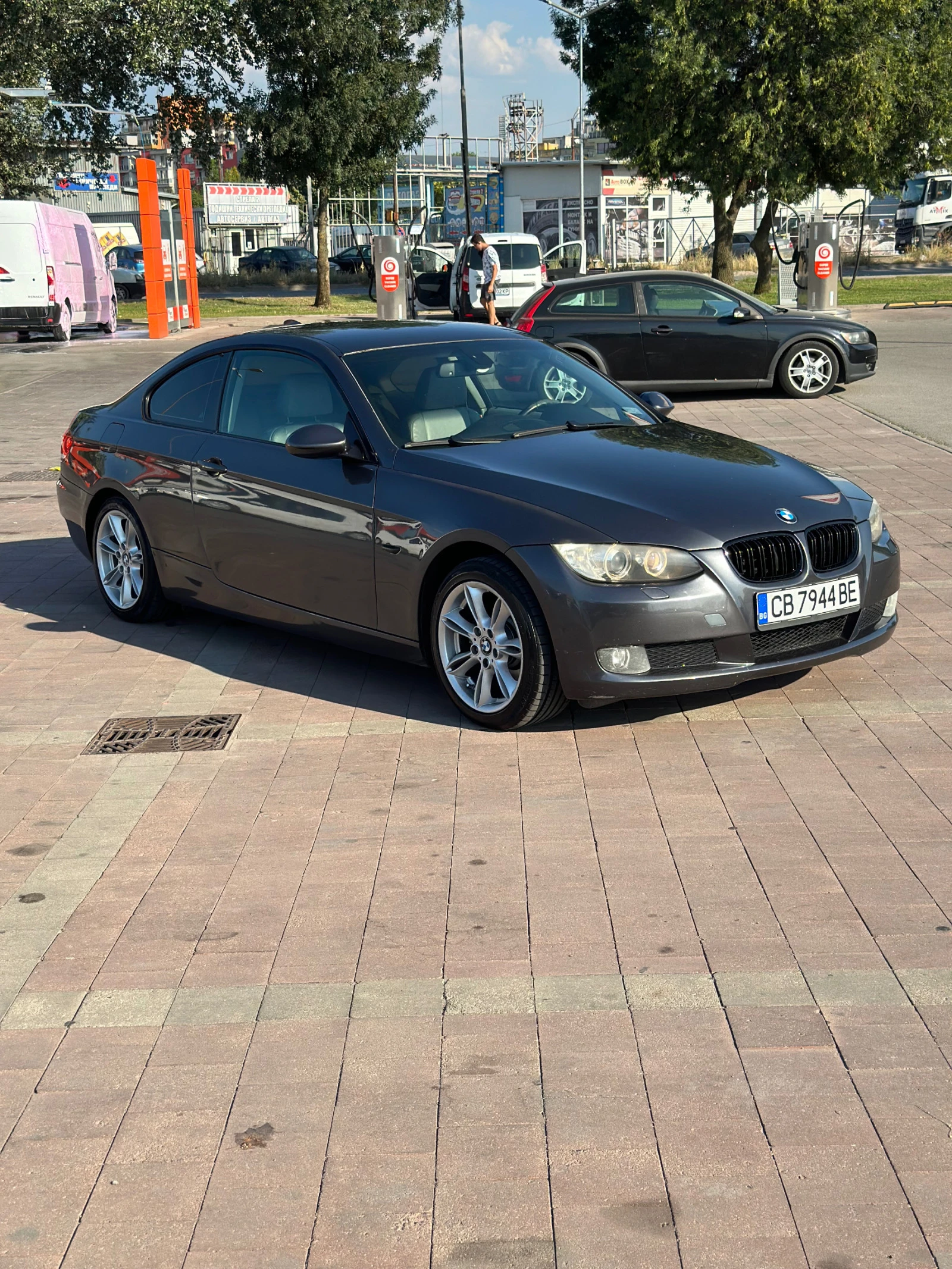 BMW 325 нави/кожа/подгрев - изображение 2