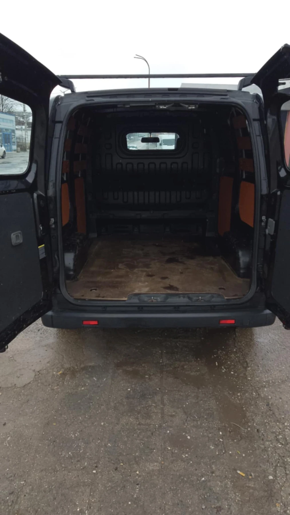 Nissan e-NV200  - изображение 5