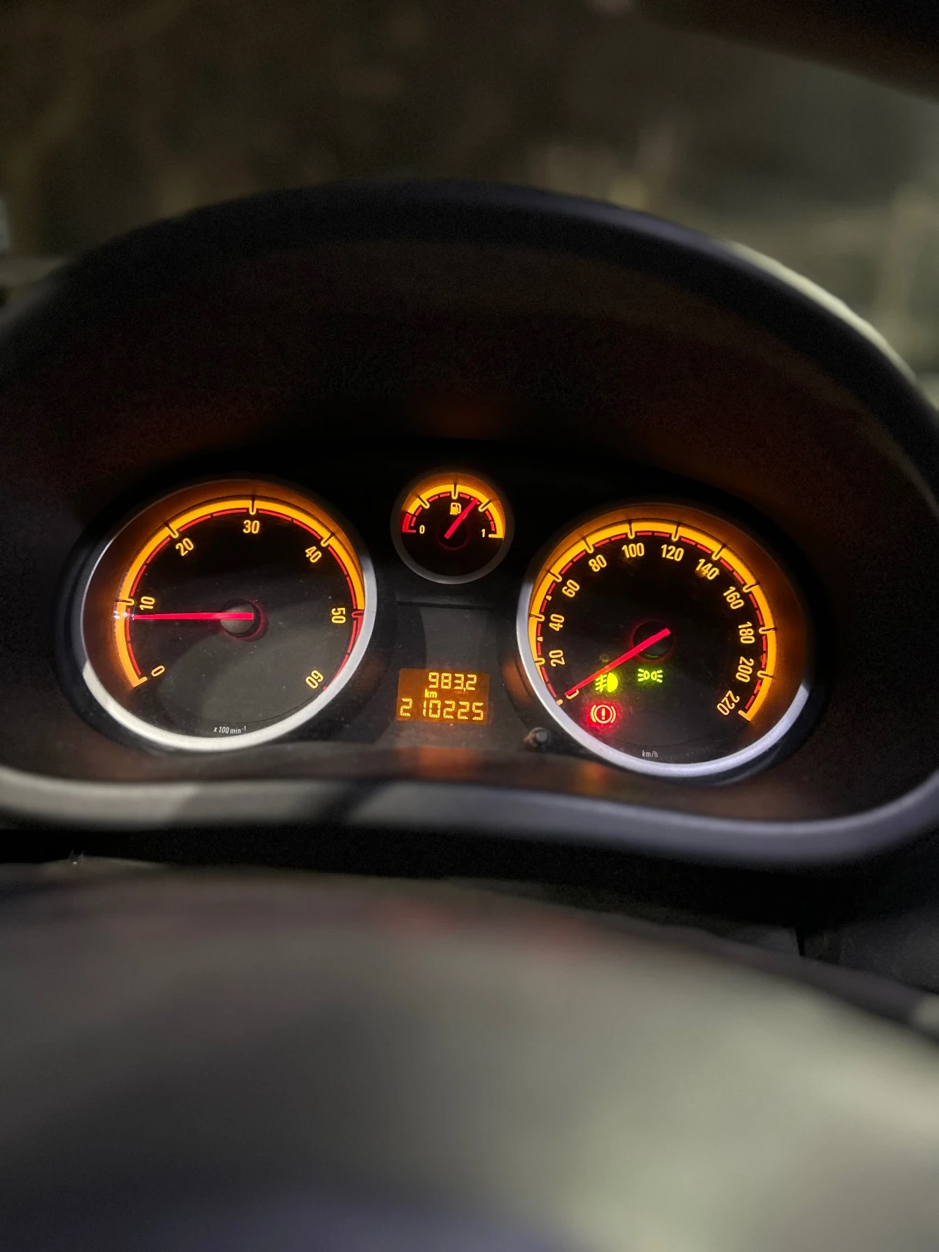 Opel Corsa 1.7 CDTI 125 6 скорости - изображение 8