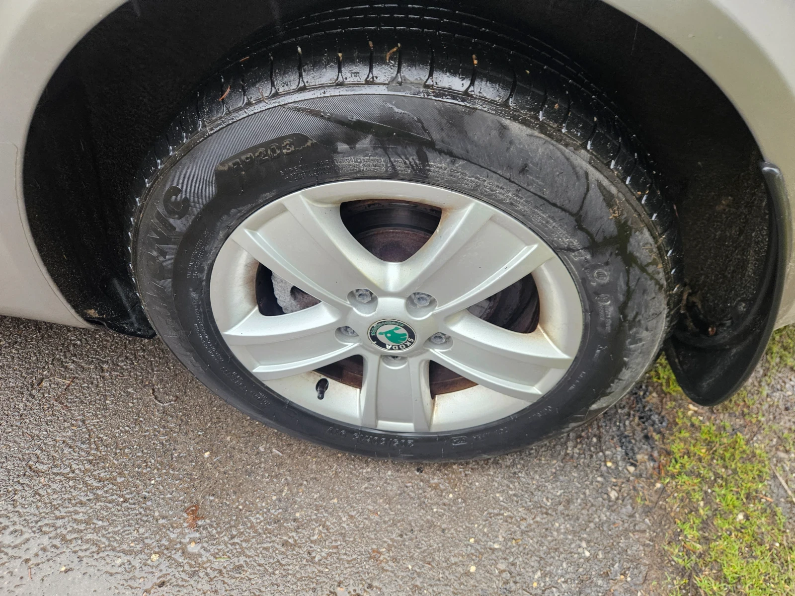 Skoda Octavia 1.6дизел-105кс-2010год-5скорости - изображение 9