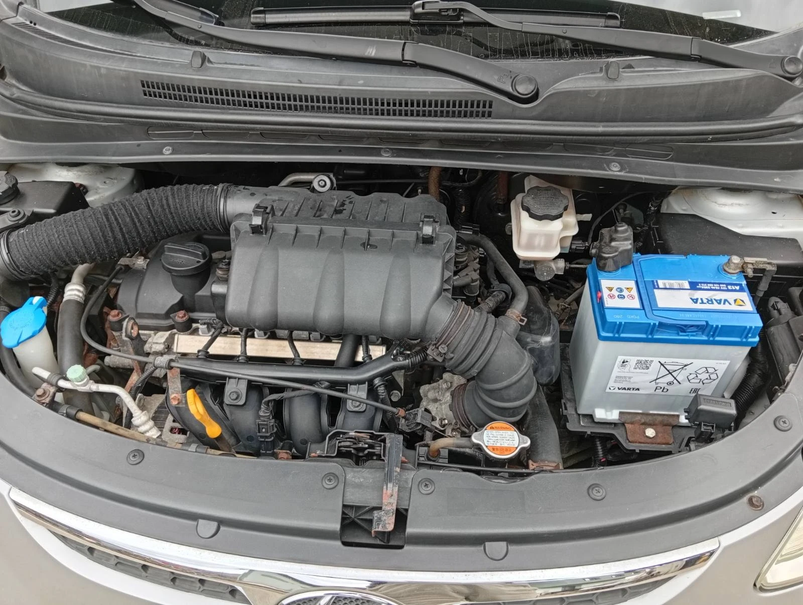 Hyundai I10, снимка 9 - Автомобили и джипове - 54000485