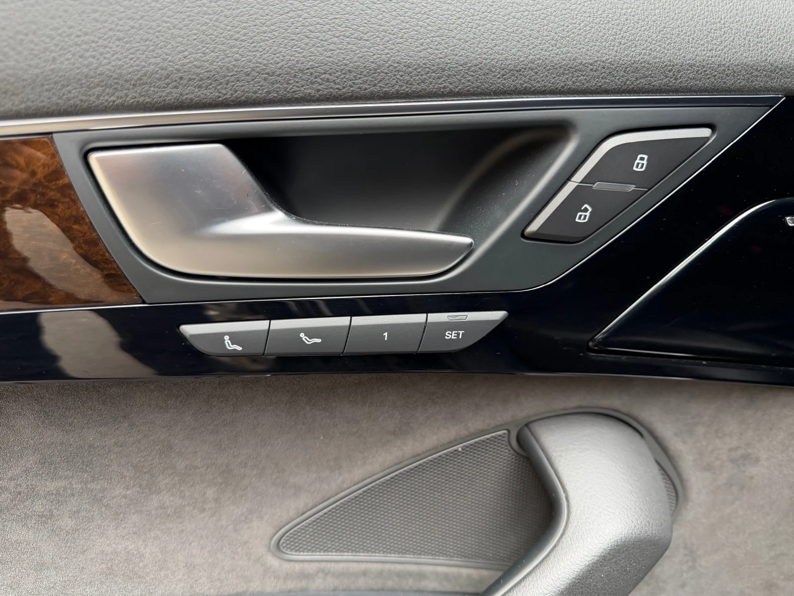 Audi A8 3.0 TDI Matrix* ГОТОВ ЛИЗИНГ, снимка 15 - Автомобили и джипове - 54198474