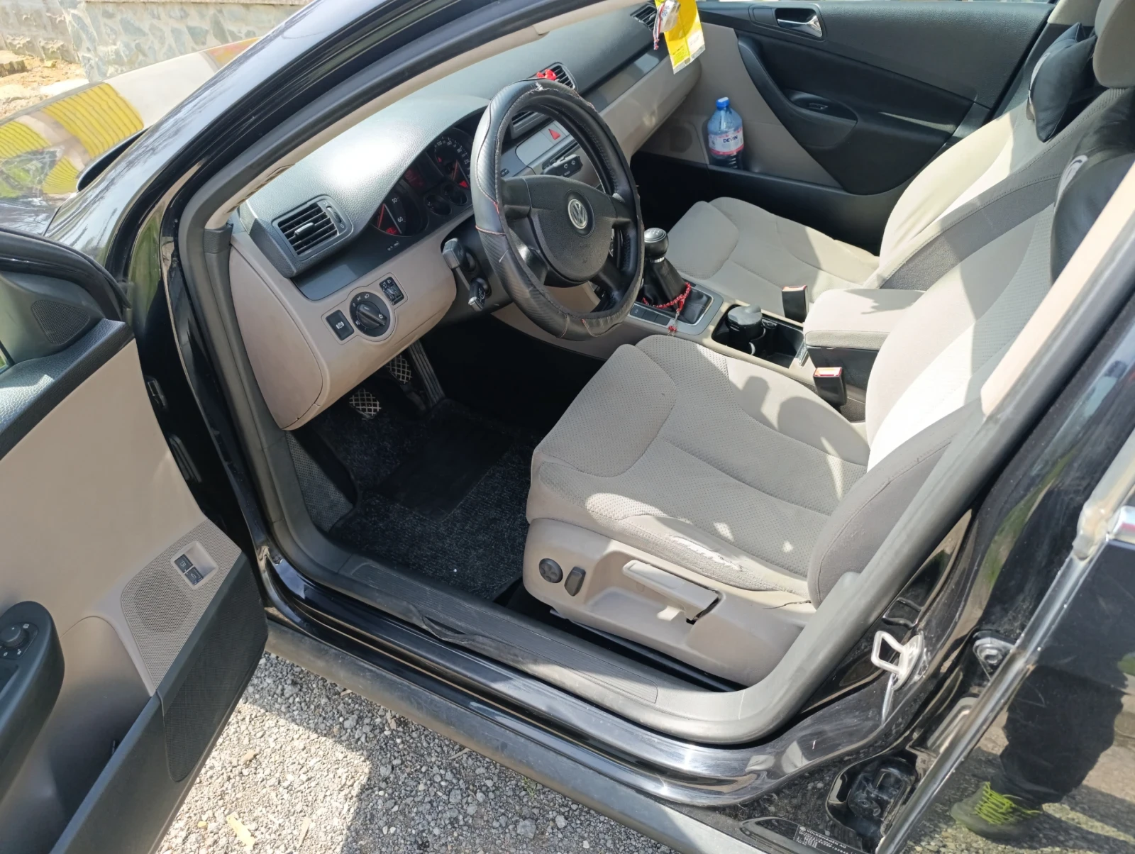 VW Passat 2.0 TDI, снимка 5 - Автомобили и джипове - 54230328