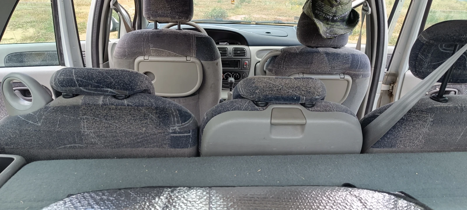 Renault Scenic, снимка 9 - Автомобили и джипове - 54321678