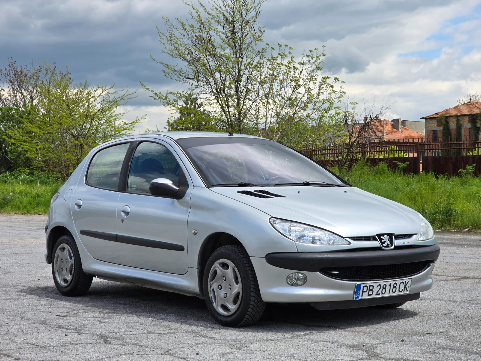 Peugeot 206 1.4 HDi, снимка 2 - Автомобили и джипове - 54380368