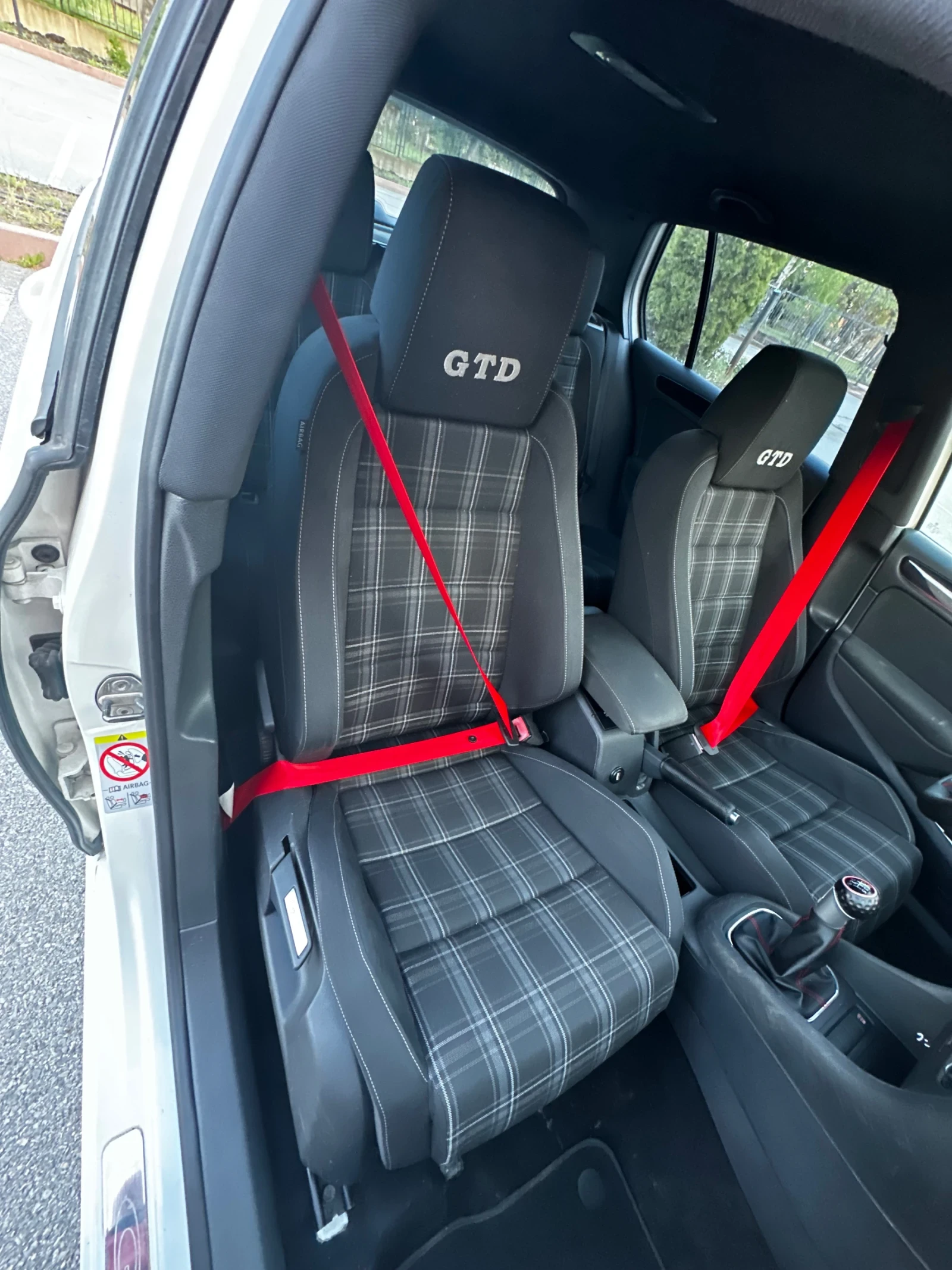 VW Golf GTD* 2.0* 170, снимка 11 - Автомобили и джипове - 54438230