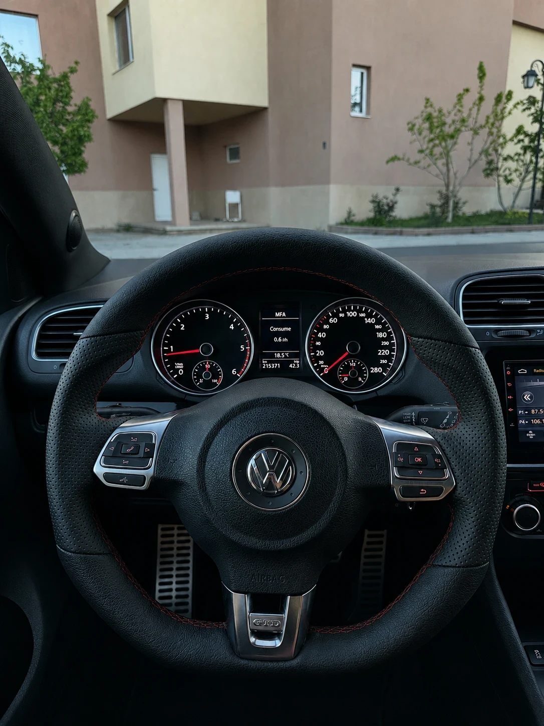 VW Golf GTD* 2.0* 170, снимка 8 - Автомобили и джипове - 54438230
