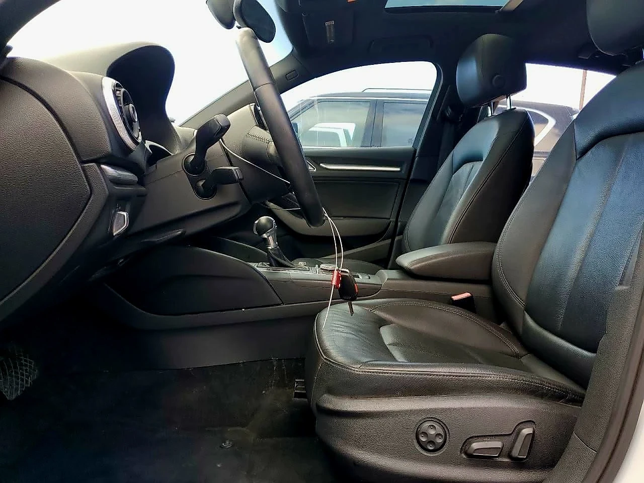 Audi A3 1.8T PREMIUM, снимка 8 - Автомобили и джипове - 54586712