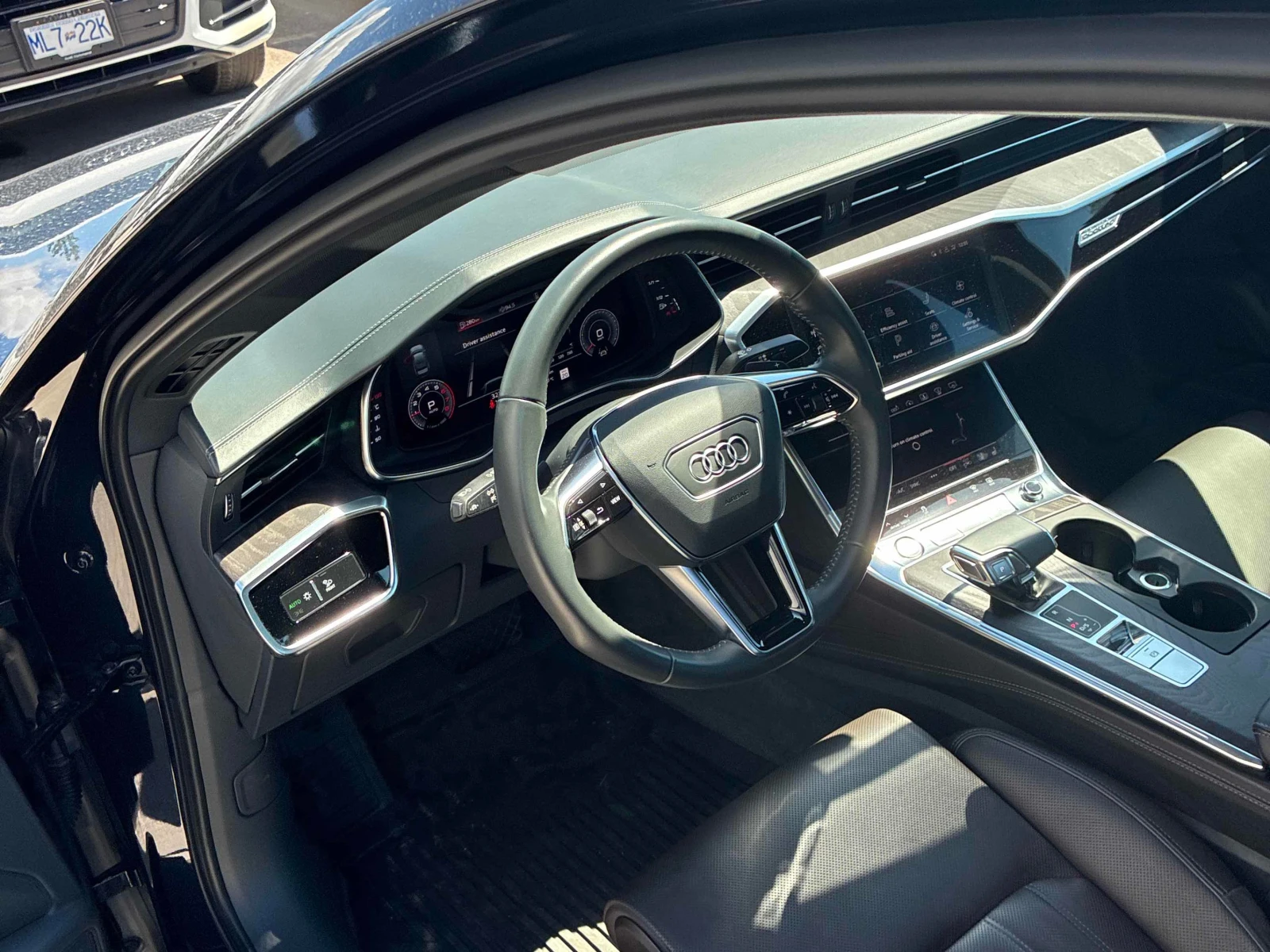 Audi A6 TECHNIK * * S LINE * * CARFAX * * АВТО КРЕДИТ * * , снимка 6 - Автомобили и джипове - 54590031