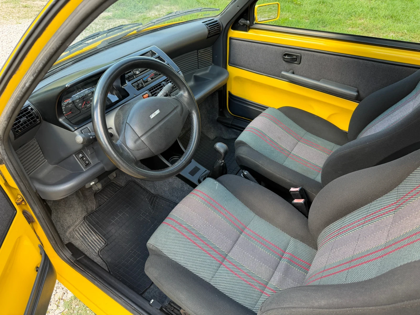 Fiat Cinquecento 1.1 Sporting / 131 700 km., снимка 12 - Автомобили и джипове - 54691492