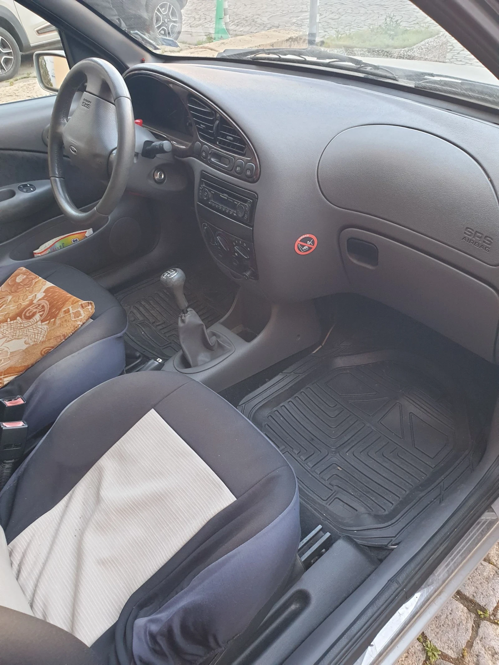 Ford Fiesta, снимка 9 - Автомобили и джипове - 54706367