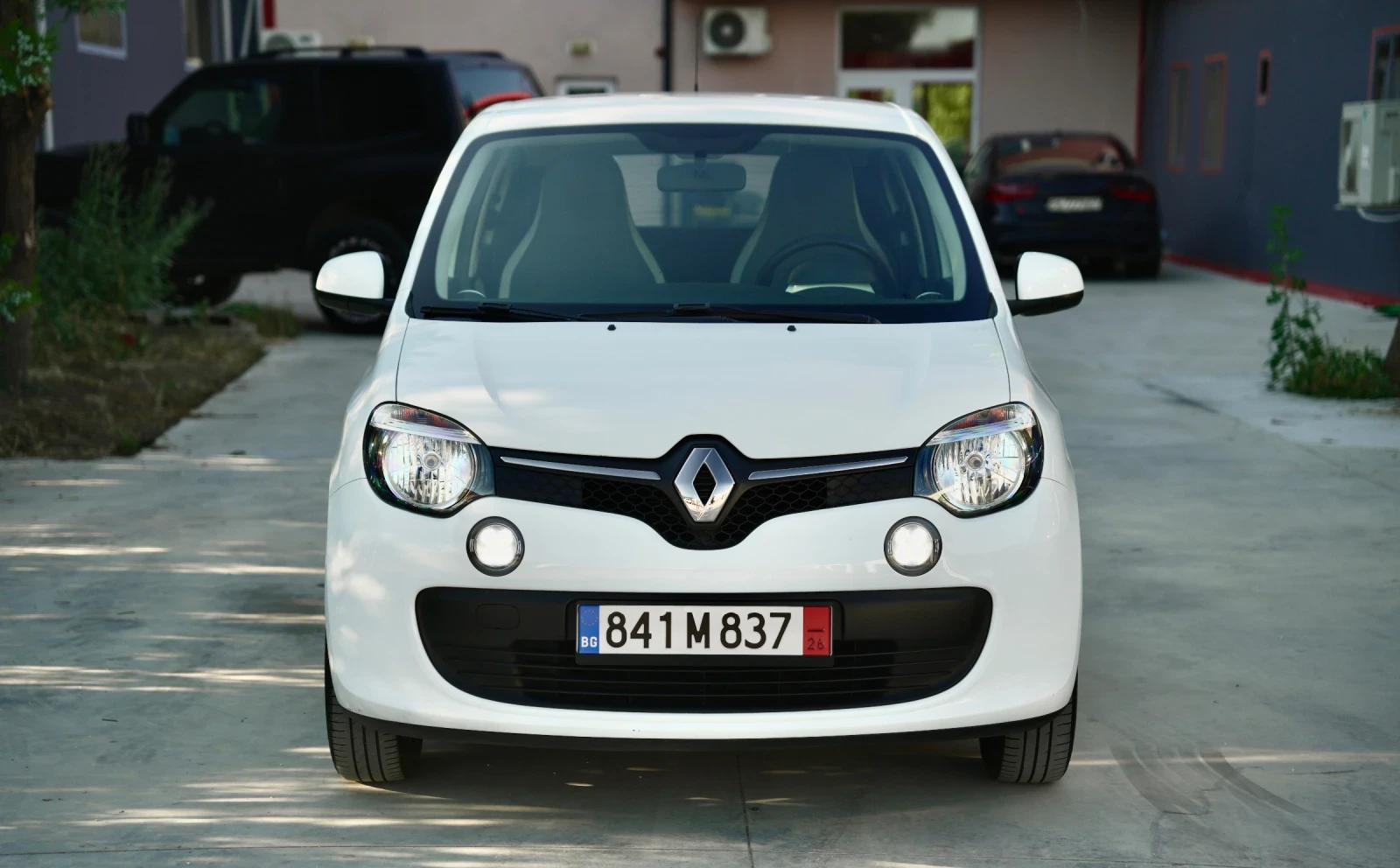 Renault Twingo 1.0, снимка 2 - Автомобили и джипове - 54936127