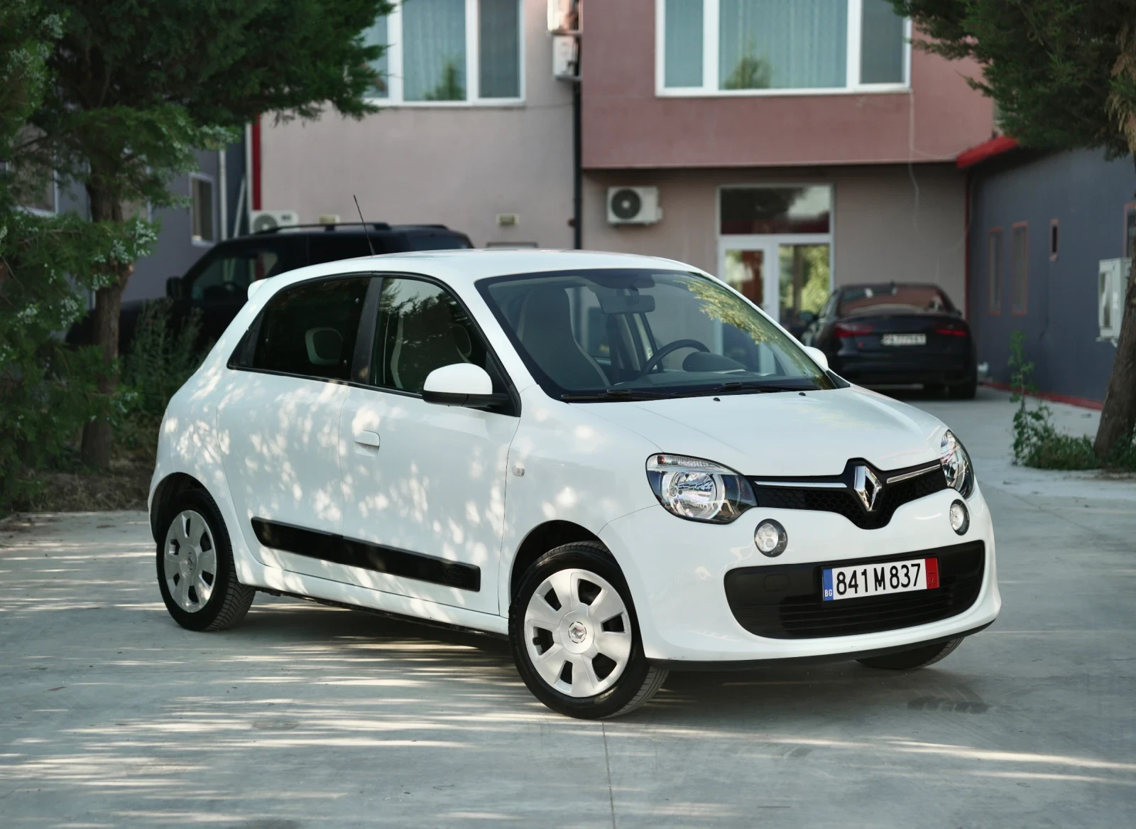 Renault Twingo 1.0, снимка 3 - Автомобили и джипове - 54936127