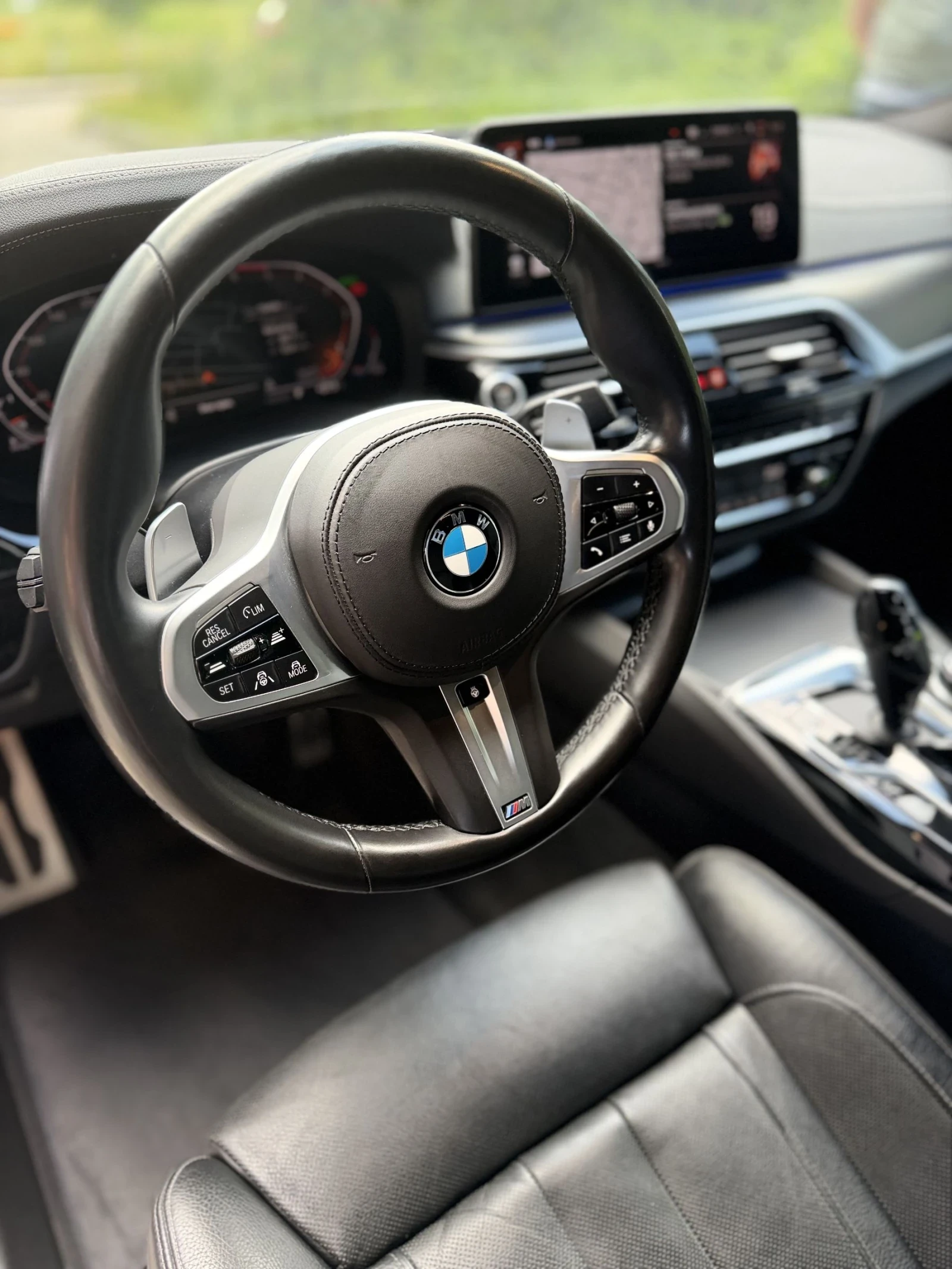 BMW 540 xDrive M Sport, снимка 14 - Автомобили и джипове - 54973863
