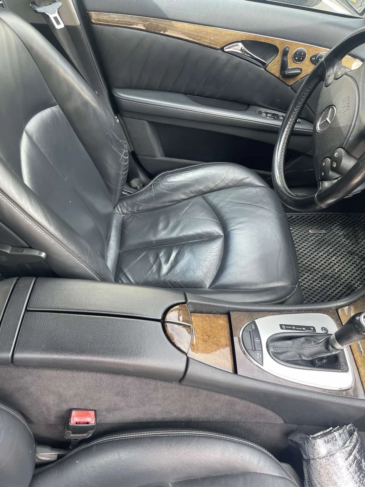 Mercedes-Benz E 350 4 matic, снимка 4 - Автомобили и джипове - 55579590