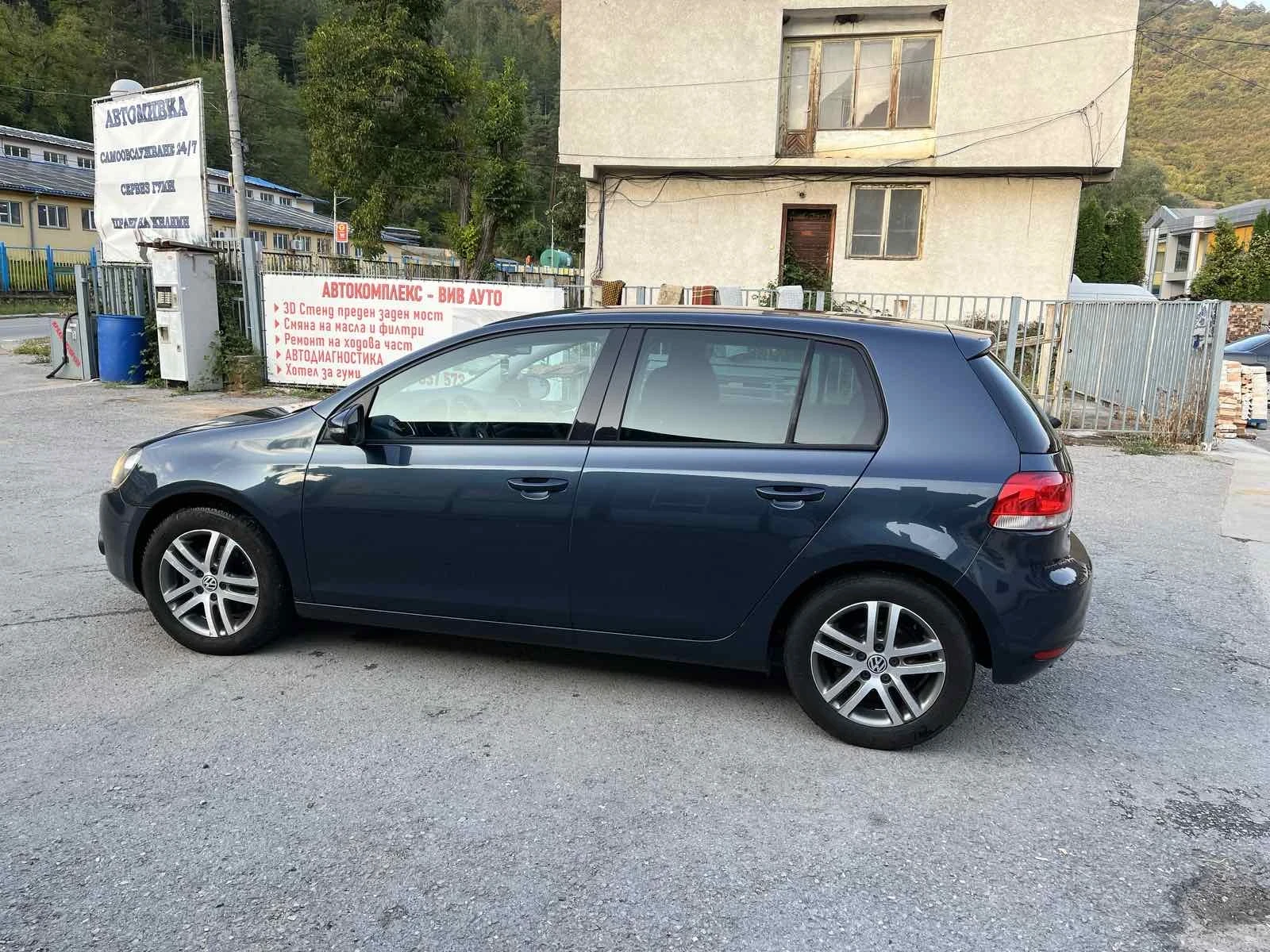 VW Golf 2.0 TDI, снимка 5 - Автомобили и джипове - 55660759