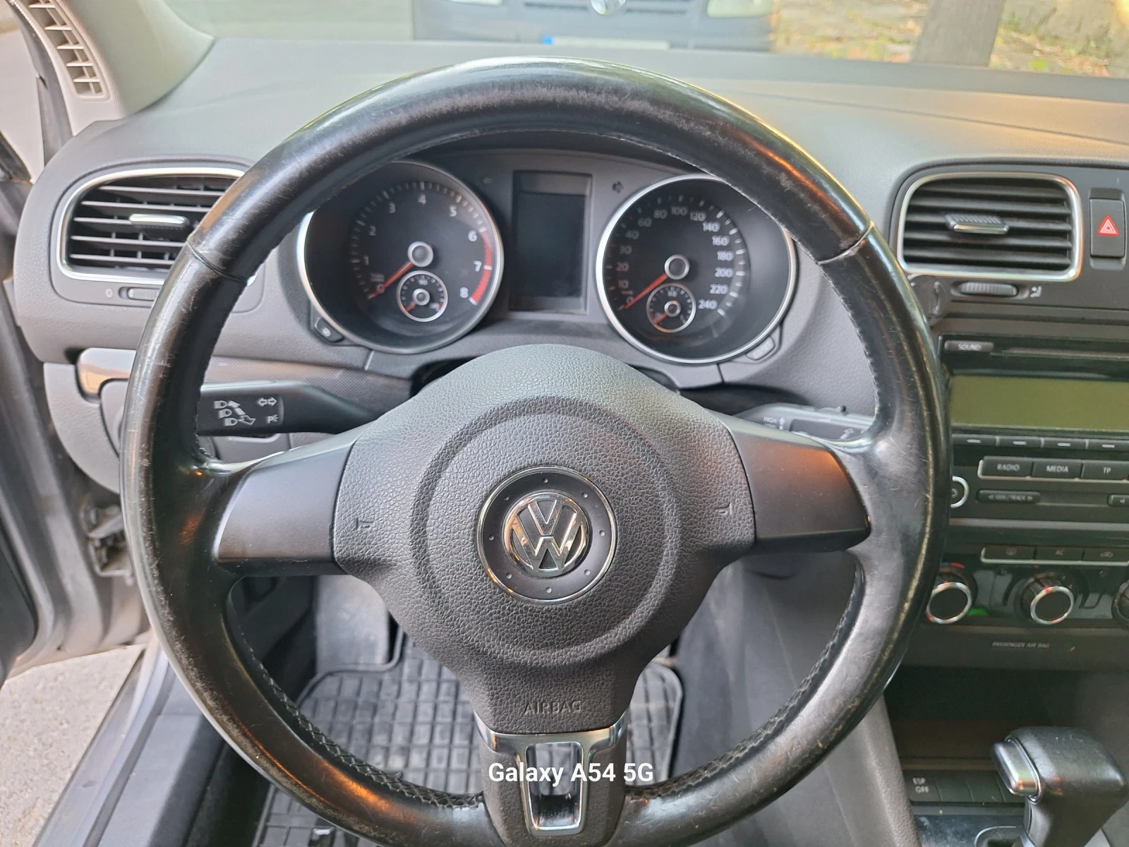 VW Golf, снимка 4 - Автомобили и джипове - 56049436