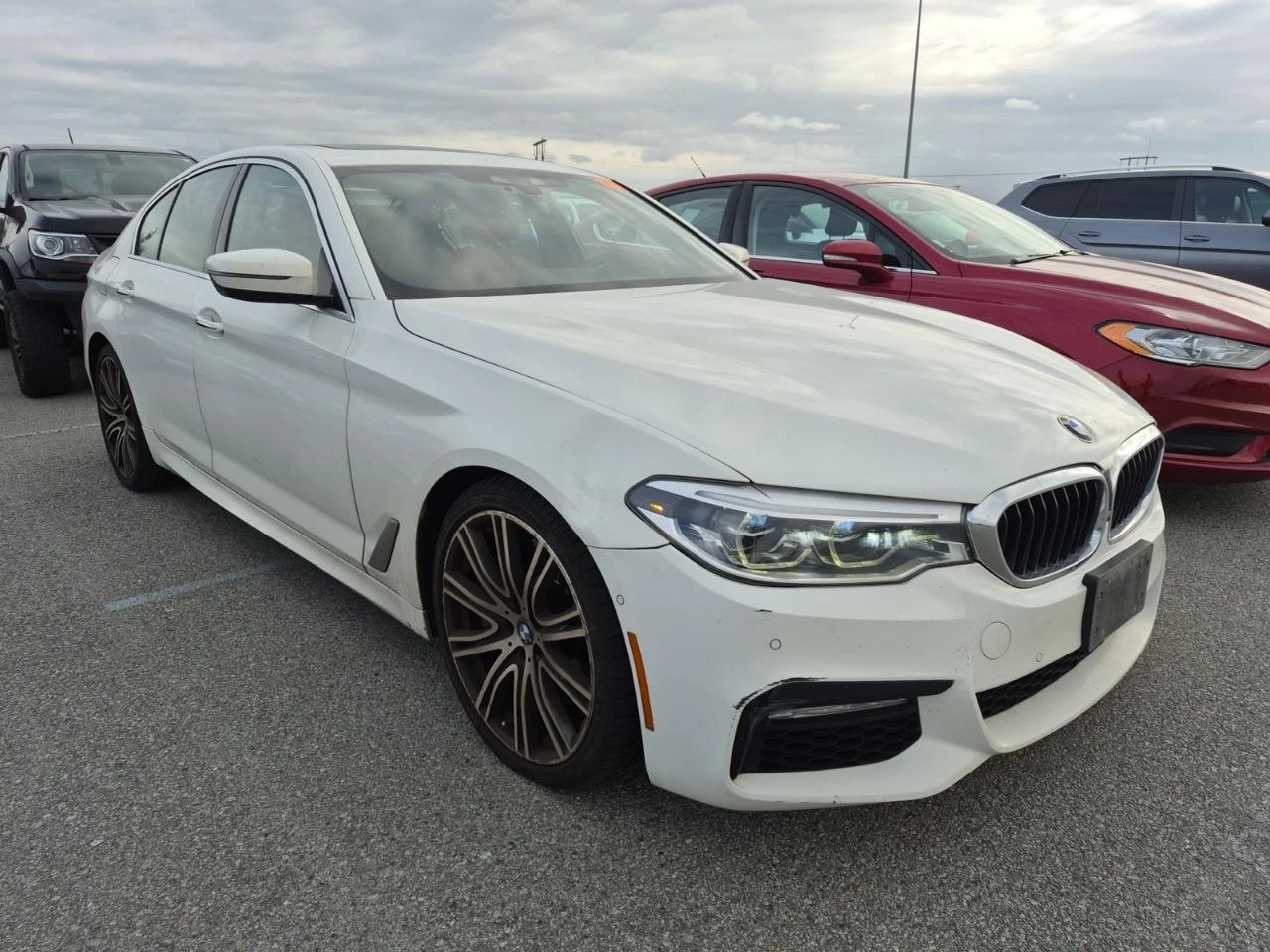 BMW 540 М пак* 360* H&K* HeadUp* , снимка 2 - Автомобили и джипове - 56081962