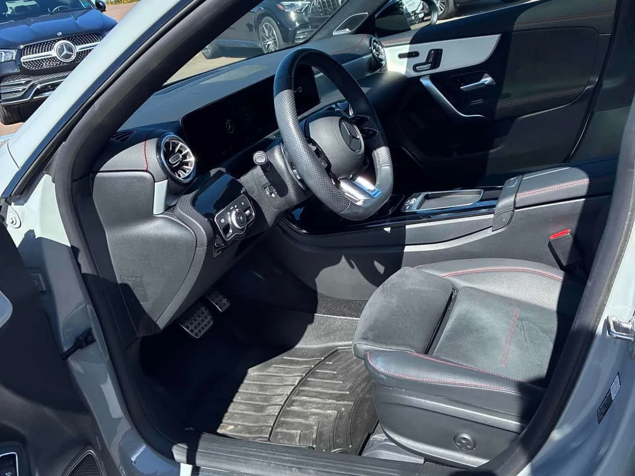 Mercedes-Benz CLA / AMG 35 / NARDO GRAY / ОТ ПРЕДСТАВИТЕЛСТВО , снимка 7 - Автомобили и джипове - 56262117