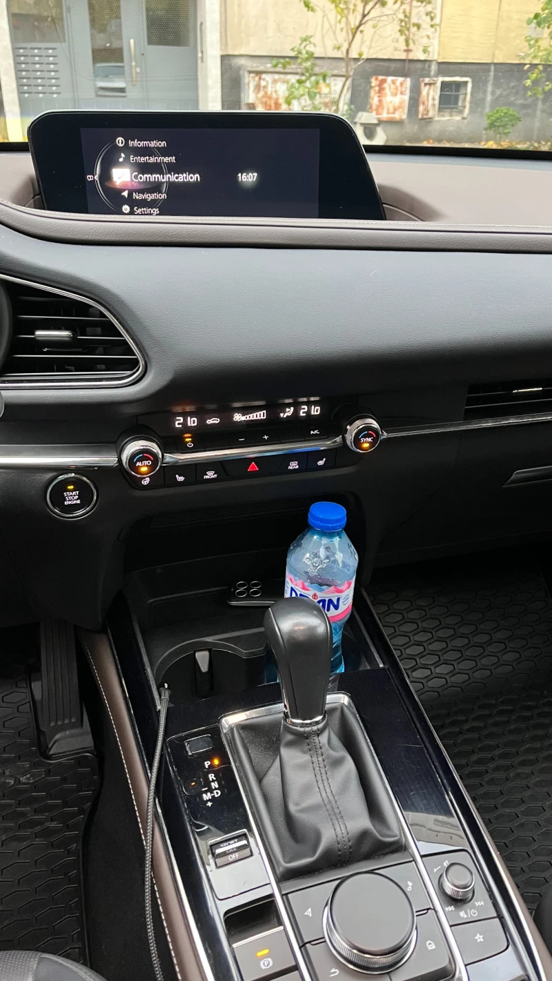 Mazda CX-30 2.5 TURBO PREMIUM PLUS Всички Екстри, снимка 11 - Автомобили и джипове - 52339852