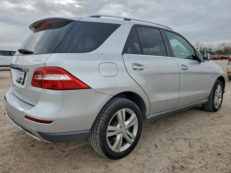 Mercedes-Benz ML 350 4MATIC, снимка 6 - Автомобили и джипове - 53238896