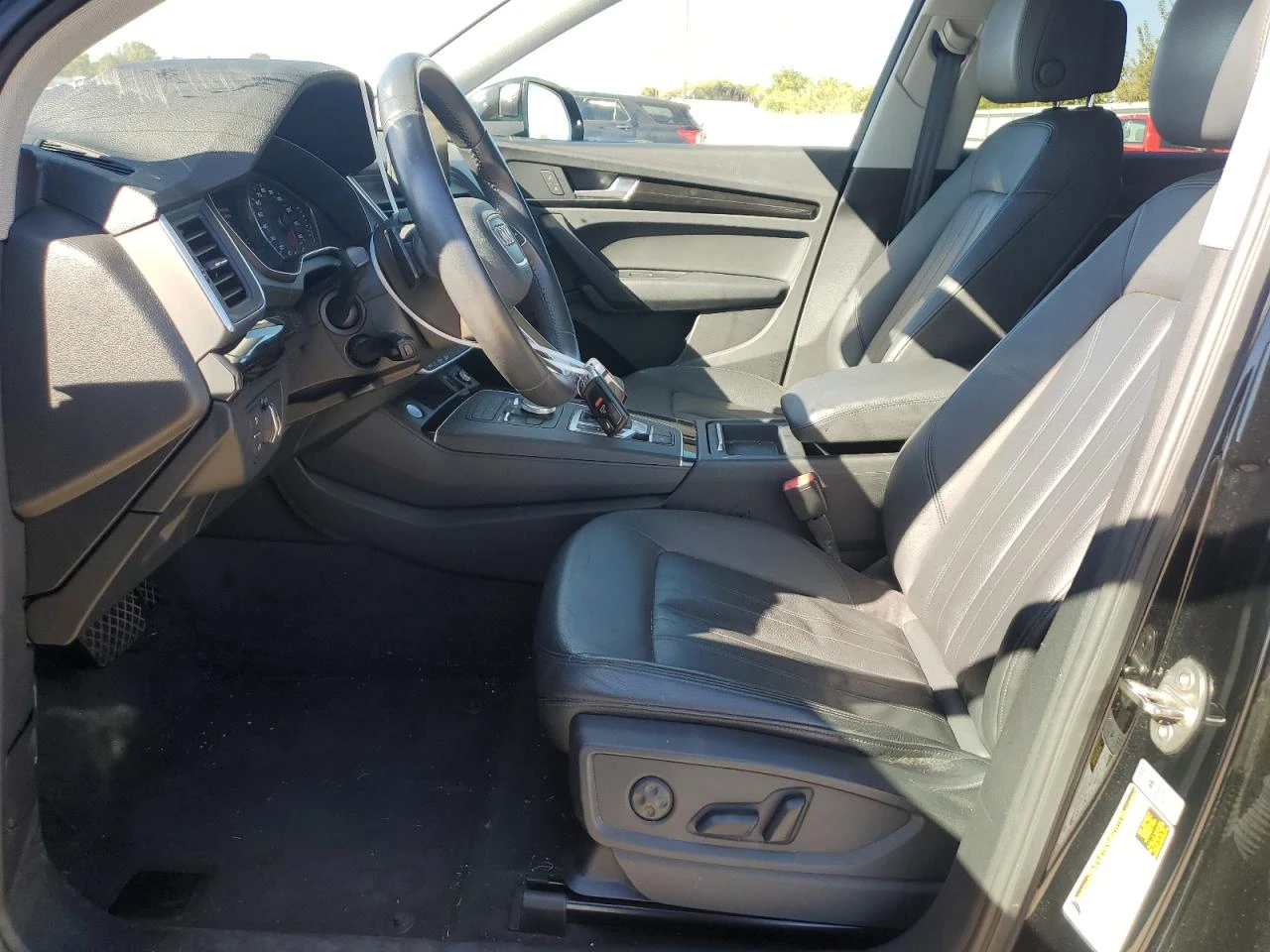 Audi Q5 PREMIUM - изображение 8