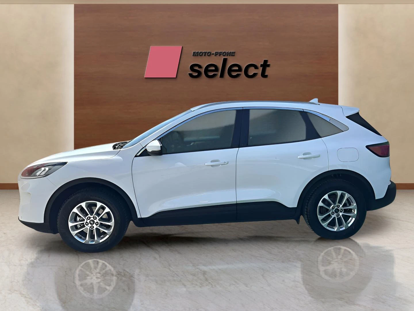 Ford Kuga 2.5 FHEV - изображение 2