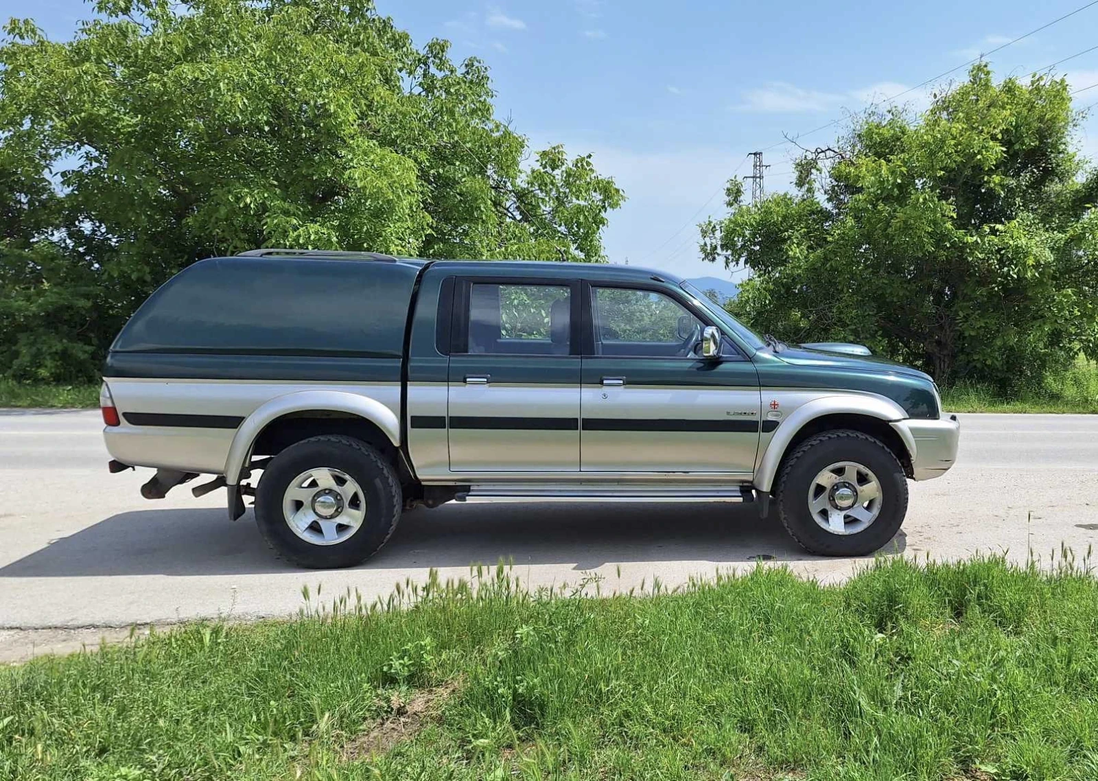 Mitsubishi L200 4x4 2.5 TD - изображение 3
